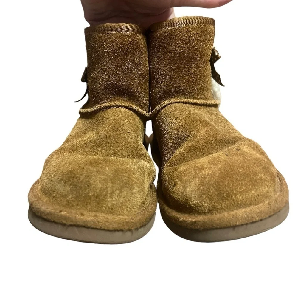 Koolaburra by Ugg Victoria mini dots suede tan side zipper winter boots